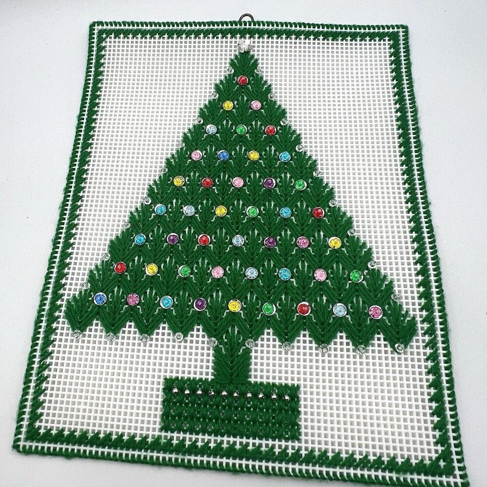 Vtg Christmas Tree Yarn Art Plastic Canvas Sequins Wall Decor Needlepoint 13"